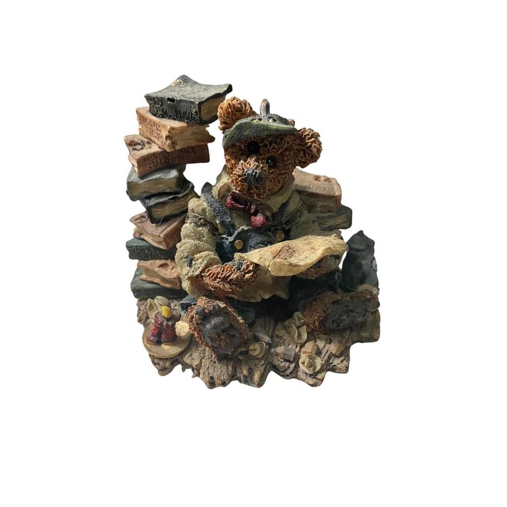 Boyds Bears Handcrafted Bear Figurine with Books Sculpture